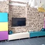 Charming + Garden דירה קאלאסטה